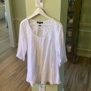 Gretty Zueger white 100% cotton V-neck tunic/blouse - size L